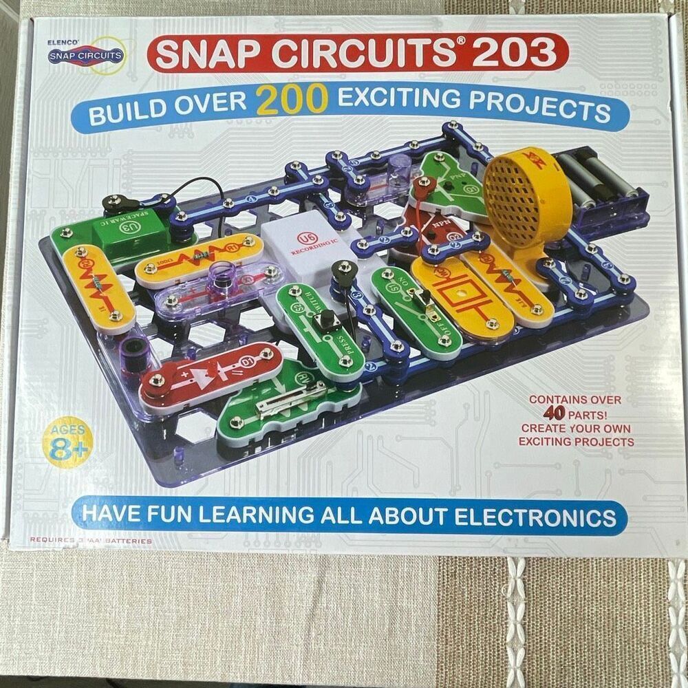 Snap Circuts 203 build over 200 different projects educational play time toy STE